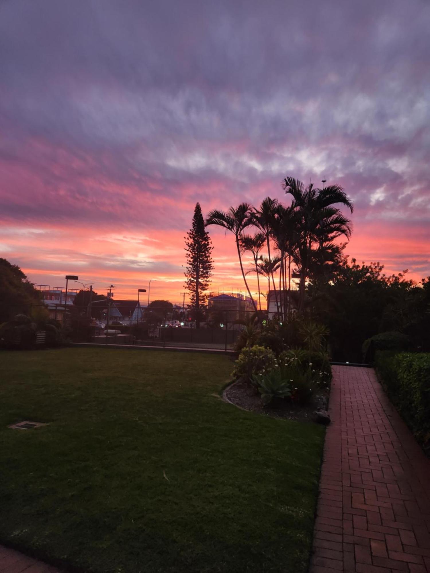 Burleigh Surf Apartments Gold Coast Exterior foto